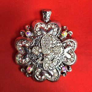 Fleur-de-lis Crystal Rhinestones Pendant